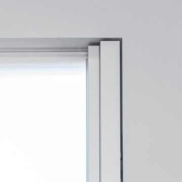 ECLISSE flush-to-the-wall glass hinged door